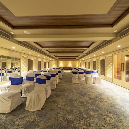 Bhagini Icon Domlur Hotel Bangalore Buitenkant foto