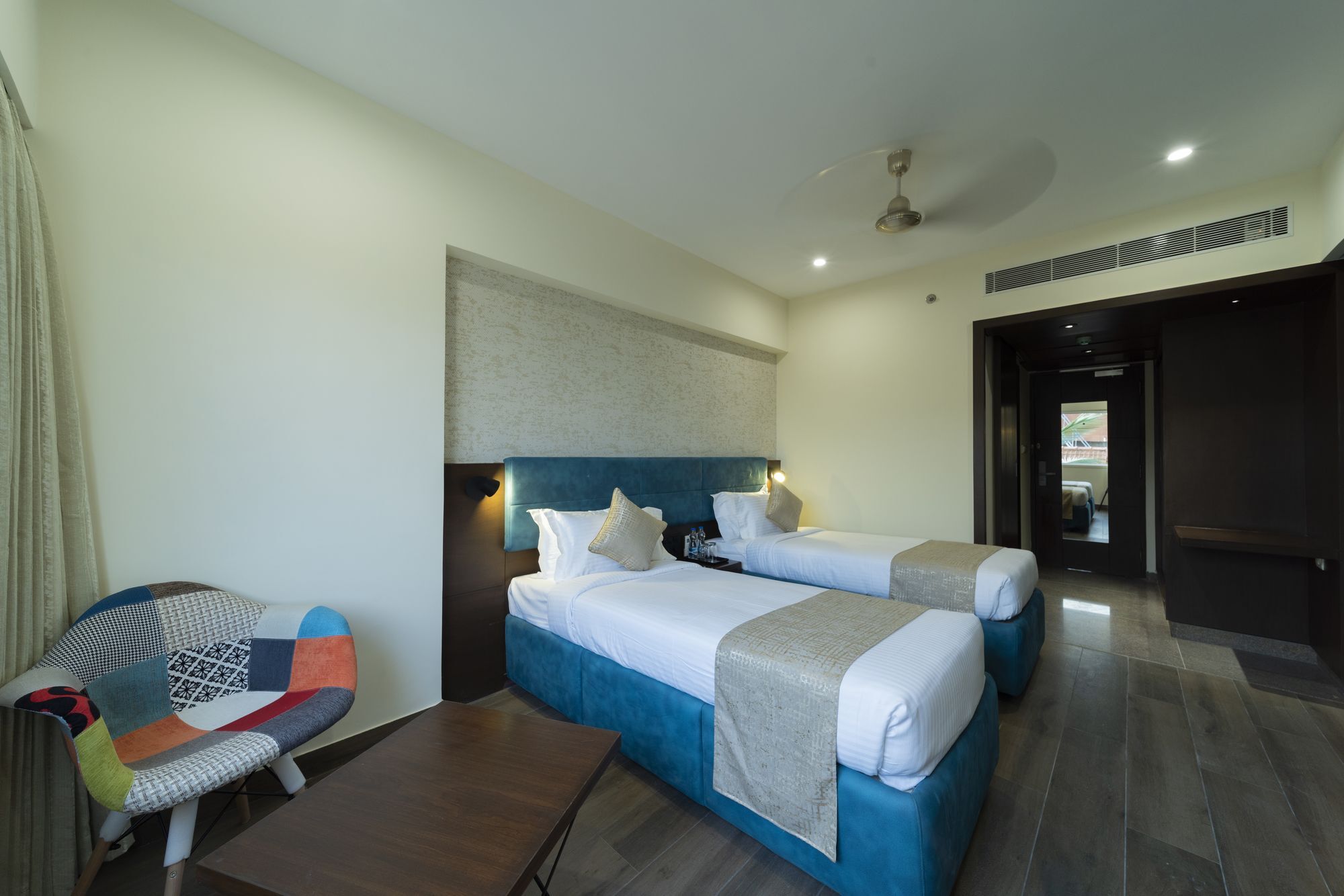Bhagini Icon Domlur Hotel Bangalore Buitenkant foto