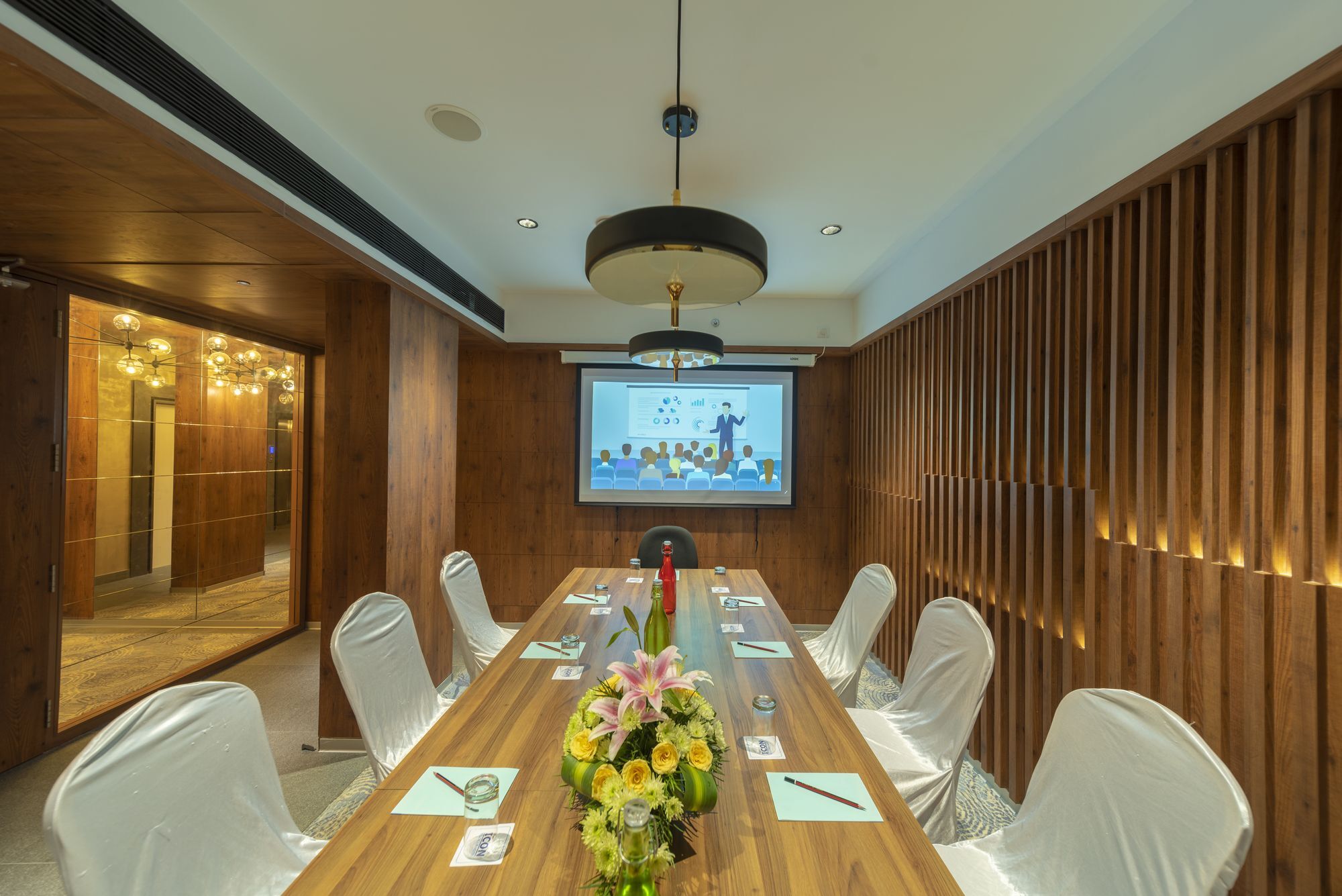 Bhagini Icon Domlur Hotel Bangalore Buitenkant foto